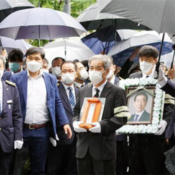 已故首尔市长的手机里能否追查到他的真正死因？