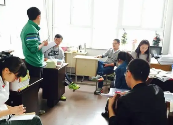 想问一下评课用语是什么？