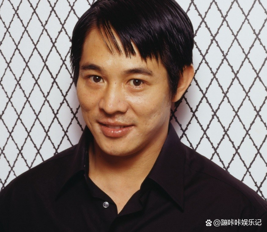 鲁豫问李连杰爷爷是谁，李连杰：我说出来你有胆播吗？他爷爷到底是谁呢？