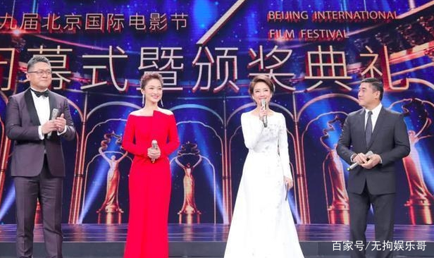 她曾是央视主持人，因为丈夫出轨，大闹央视现场，如今的她怎样了？