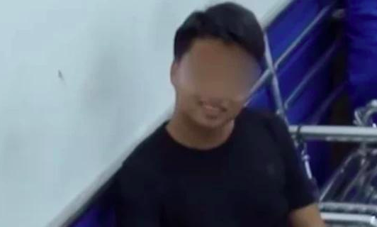 15岁女孩为何会大闹派出所称是长沙老大？