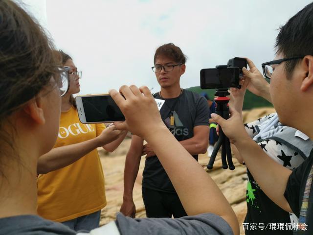 警方：章子欣系溺亡，两租客有携女童自杀动机，以杀人立案,对此你怎么看?