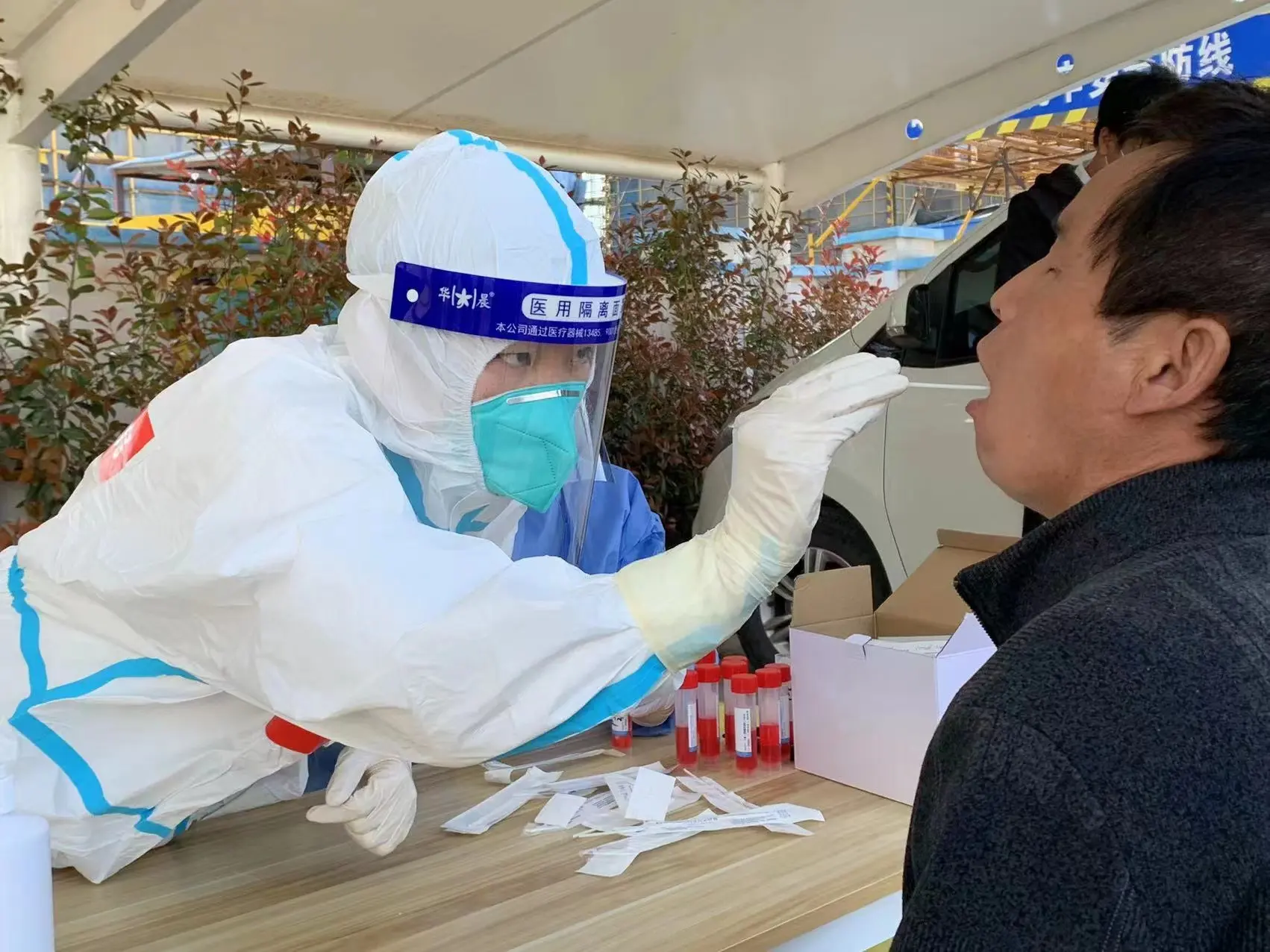 上海新一轮核酸筛查完成，异常人数超2万，这意味着什么？