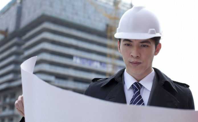 2020年一级建造师的报考时间？