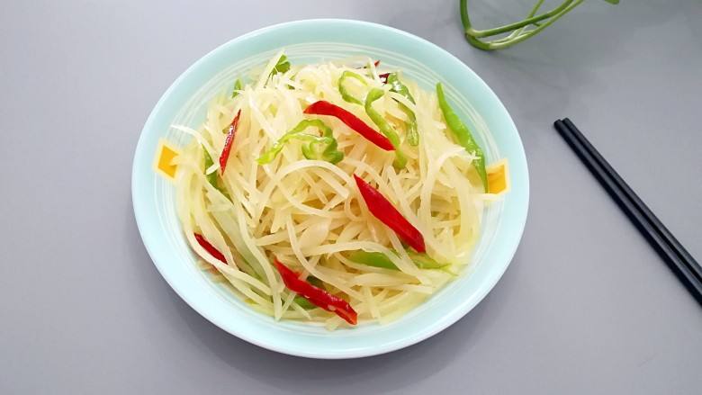 酸辣土豆丝是哪个地方的菜？怎么做好吃？