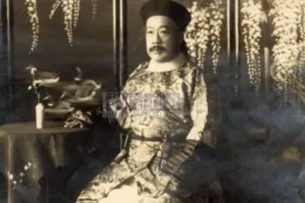 “八大铁帽子王”指的是哪八大?