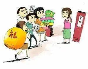 山东一女教师未规范试吃，员工劝说遭其推搡，师德在哪里？