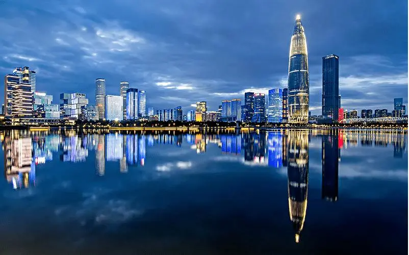 深圳从小渔村到大都市的故事是什么?
