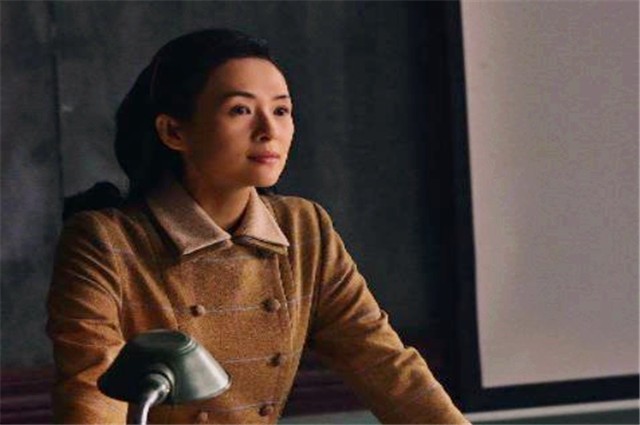 章子怡在节目中被吴京称为胖妞，她怎样回答才能避免尴尬？