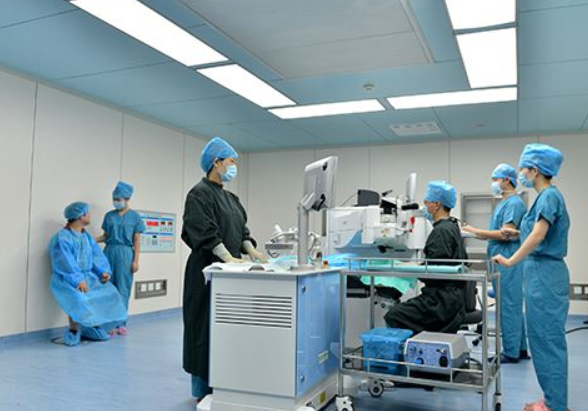 1000度近视激光多少钱
