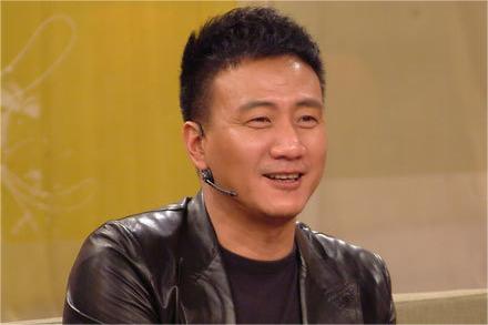 胡军代言理财产品翻车？疑涉390亿，代言人是否该担责？
