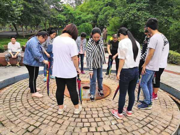 当代大学生应具备的素质？