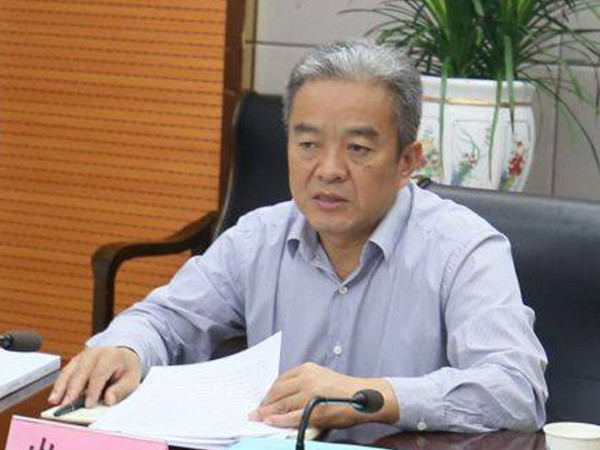 阜阳市委书记和阜南县书记，是不是平级？