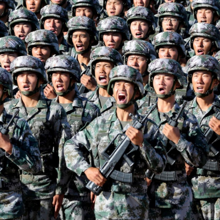 一个师有多少人？