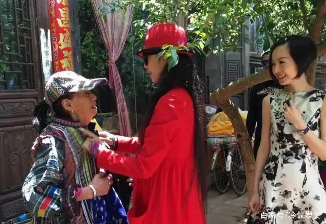 杨丽萍的月亮宫惨遭查封，里面肮脏不堪，网友直呼封的好，究竟咋回事？