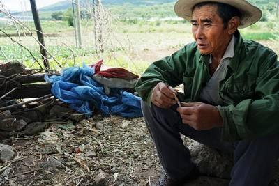 俗语说“借三不借二、救急不救穷”，啥意思？