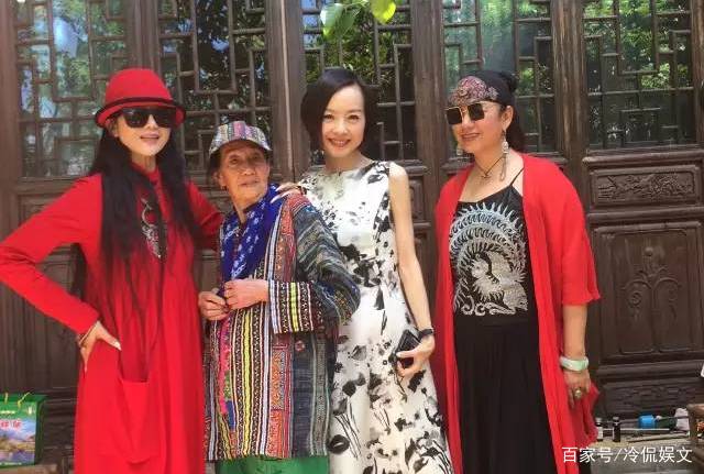 杨丽萍的月亮宫惨遭查封，里面肮脏不堪，网友直呼封的好，究竟咋回事？