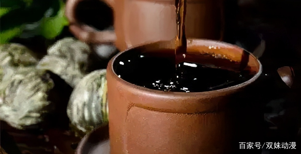 保温杯泡茶对身体有危害，是危言耸听还确有其事？