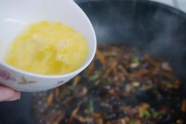 大街上的早点豆腐脑那个卤汤怎么做的？
