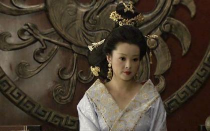 更始帝刘玄、建世帝刘盆子、新帝王莽和光武帝刘秀，他们是什么关系？