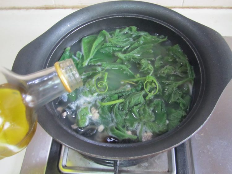 上汤南瓜叶的做法，上汤南瓜叶怎么做好吃，上汤