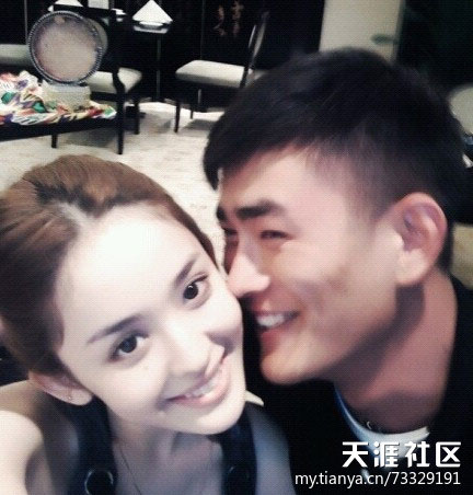之前曝光的古力娜扎与男友的吻照，是真是男友吗那人，他们现在怎么样了