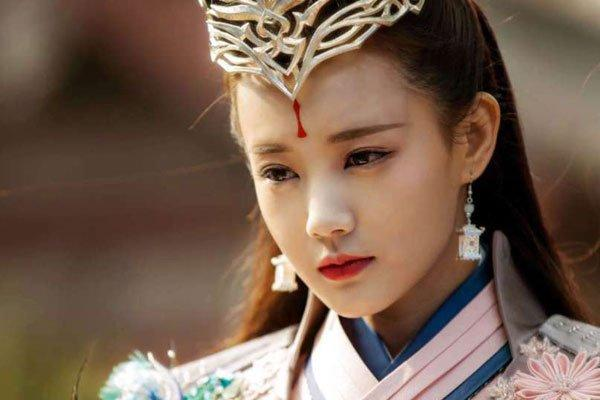 李一桐停更微博，这究竟是发生了什么？
