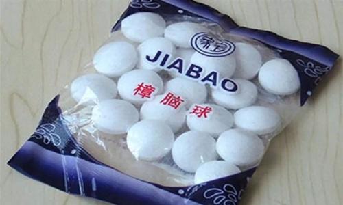 樟脑丸可以灭蟑螂吗？