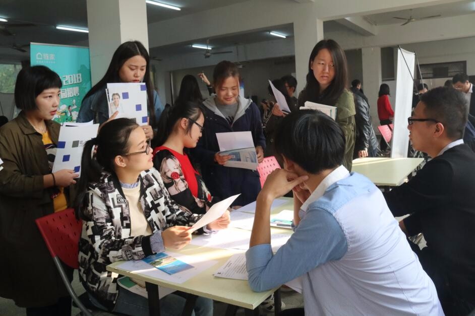 杭州引进人才放大招发放生活补贴，为什么各地对人才都这么渴求？