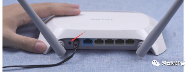 wifi密码忘记用手机怎么改