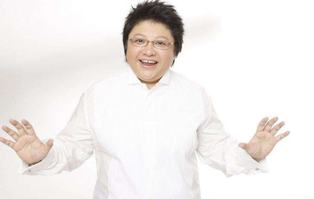为什么韩红一生不结婚选择做慈善？