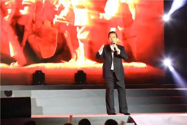 堪称是歌唱界大师的李双江，迄今他都有哪些堪称经典的歌曲？