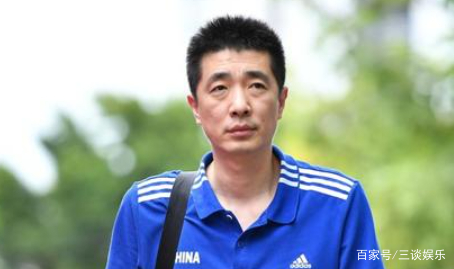中国女排主教练浮出水面，并非安家杰，也排除赖亚文，究竟是谁呢？