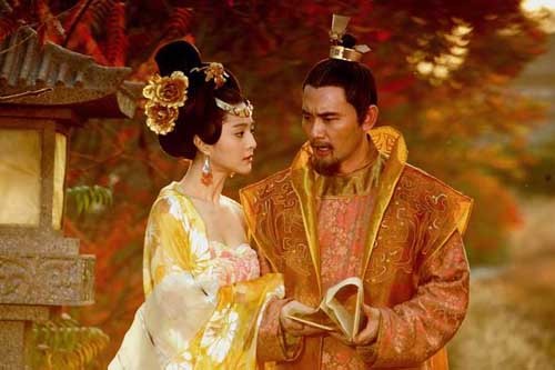 李瑁和杨玉环之间有真情吗，为什么会把杨玉环让给自己的父亲？