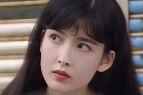 80年代和90年代那些女歌手比较有名 代表歌曲是什么 要香港的