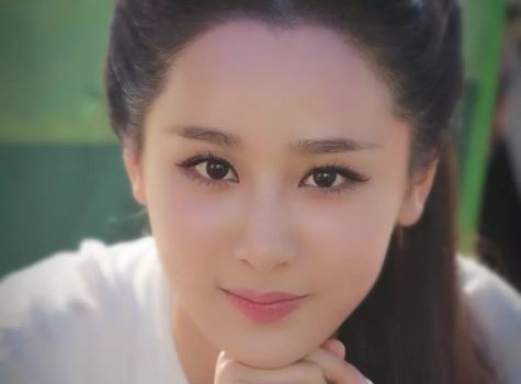 杨紫自曝小时候每周都去少年宫学表演，作为童星出道的她，现在发展如何？