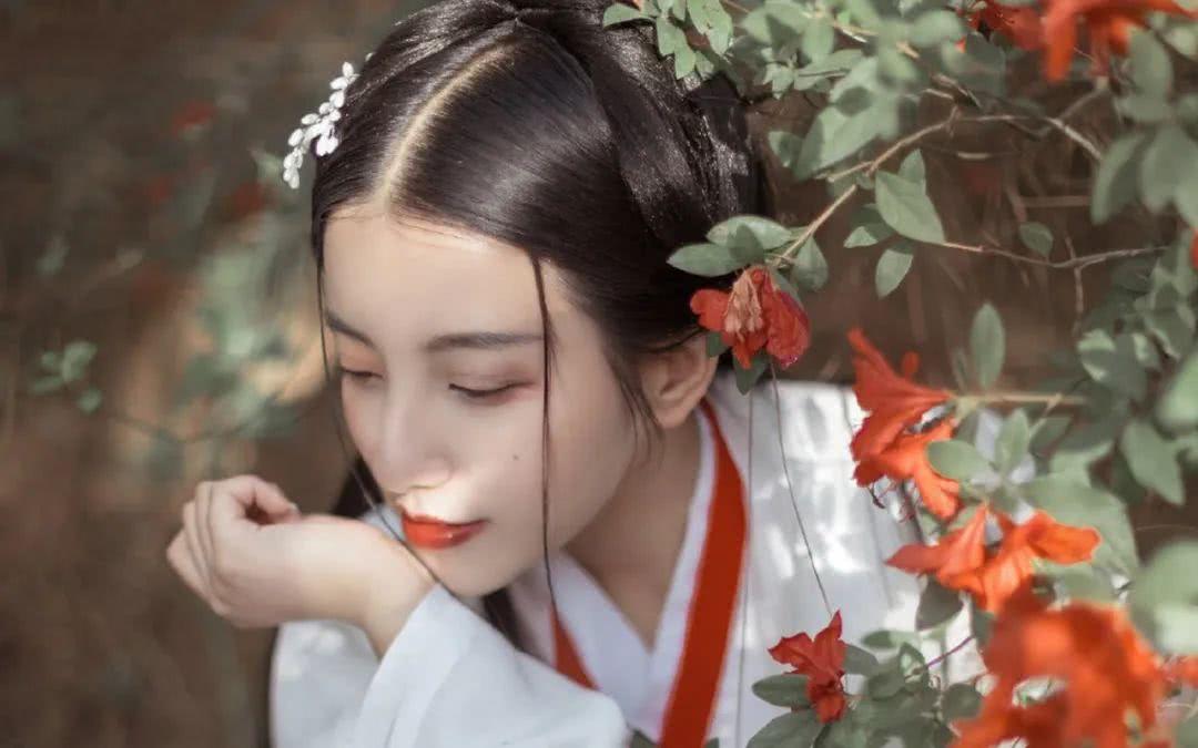 花西子是一个怎么样的品牌?