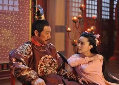 武则天跟李世民在一起没孩子，跟李治在一起为何生了6个？