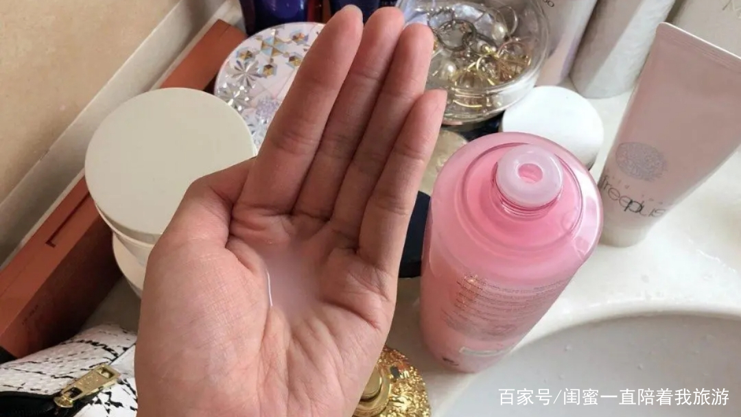 兰蔻粉水适合什么年龄的人使用，效果如何呢？