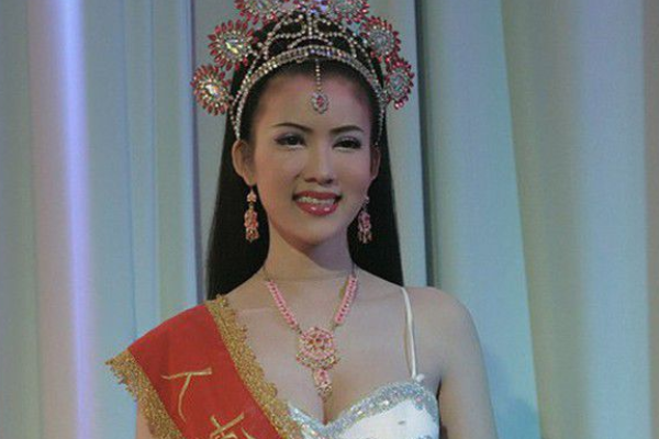 泰国人妖吃的什么东西变性的？