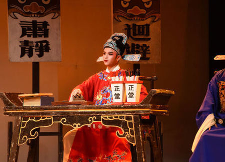 浙江越剧团潘凯成，演过哪些戏？