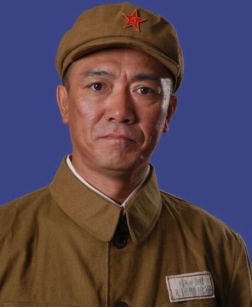 亮剑李幼斌版电视剧中，李云龙是谁的原型？