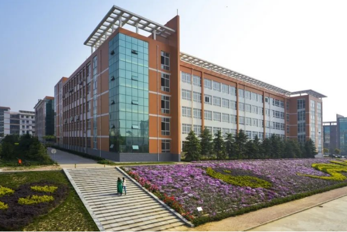 南阳医学高等专科学校分数线