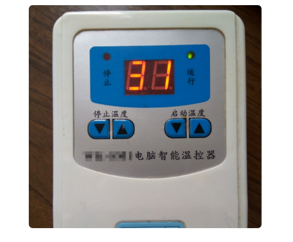 欧姆龙温控器设置温度后，温度上下偏差在±20℃，怎么设置可以控制在±5℃！求大神指点