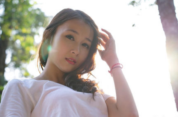 网络时代，网络使人更自由还是更不自由？