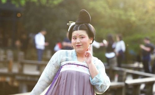 以胖为美的唐代仕女现身西湖效果如何？