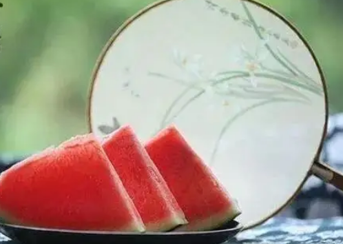降水在小暑过后逐渐明显增加，小暑节气过后的天气特点是什么样的？