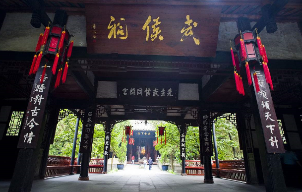 四川有哪些名胜古迹？