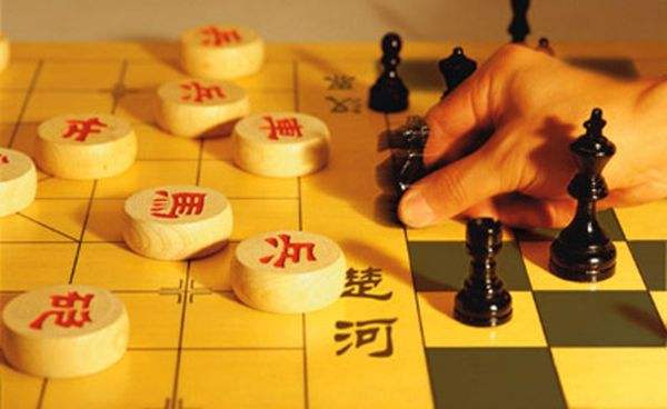 请列举几个用“博弈论”在实际生活中分析问题的例子。