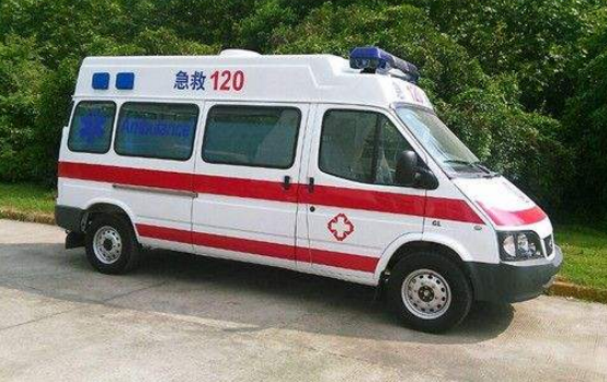 救护车能闯红灯吗？